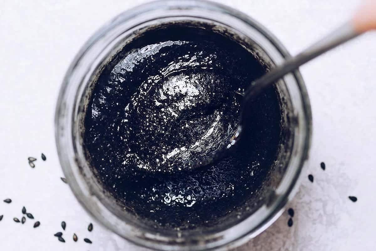 Black Sesame Paste vs. White Tahini: Unique Flavor & Versatile Uses